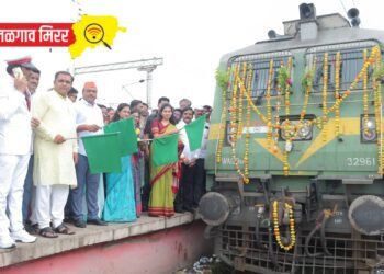 भुसावळ येथून विशेष रेल्वे गाडीने वारकरी पंढरपूरला विठुरायाच्या दर्शनासाठी रवाना…