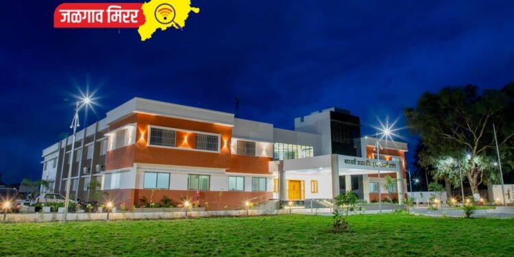 चाळीसगाव वासियांच्या मध्यवर्ती प्रशासकीय इमारतीचे स्वप्न साकार !