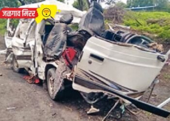 जिल्ह्यात अपघात सत्र संपेना : भरधाव डंपरची चारचाकीला जबर धडक ; पाच जखमी