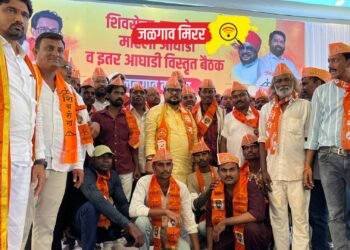 पालकमंत्री गुलाबराव पाटलांच्या उपस्थितीत शेकडो तरुणांचा शिवसेनेत प्रवेश !