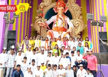 ‘लाडक्या बाप्पा’समोर श्री गणपती अथर्वशीर्षचे पठन