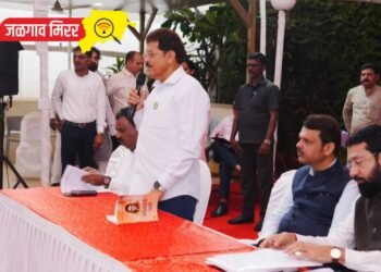 असोदा येथील बहिणाबाईंच्या स्मारकासाठी अतिरिक्त निधीसाठी प्रयत्नशील : उपमुख्यमंत्री फडणवीस !