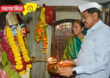 जळगावात कालिका माता मंदिरात आ.भोळेंच्या हस्ते महाआरती !
