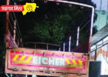 पाईप चोरी प्रकरणातील अखेर आयशर ट्रक जप्त