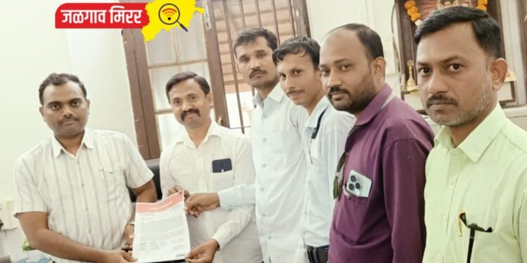 …अन्यथा मनसे स्टाईलने कापूस आंदोलन करू ! प्रशासनाला निवेदन !