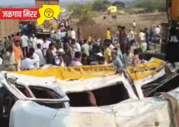 पहाटेच्या सुमारास भाविकांवर काळाचा घाला : तिहेरी अपघातात तीन ठार १५ जखमी !