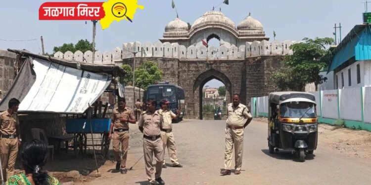 औरंगजेबच्या कबरीवरुन राजकारण तापले : सरकारने सुरक्षा वाढविली !