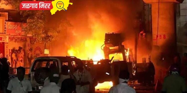 नागपुरात तगडा पोलीस बंदोबस्त : ६५ जण ताब्यात तर २५ दुचाकीसह ३ कार जाळल्या !