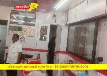 भिंत फोडून चोरटयांनी लांबविले ज्वेलर्स दुकानातून रोकडसह चांदी !