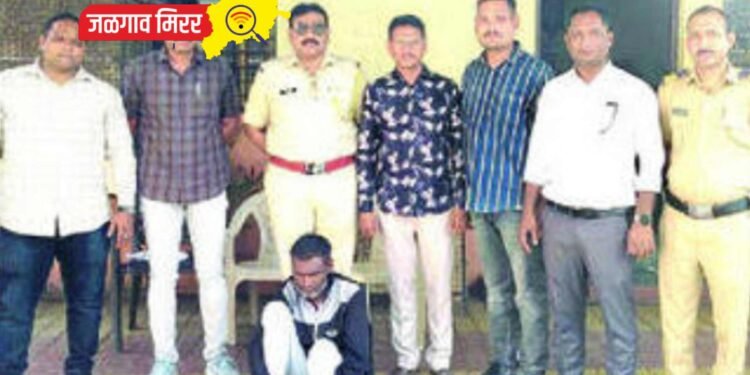 स्कॉर्पिओ वाहन चोरले अन पोलिसांनी घेतले ताब्यात !