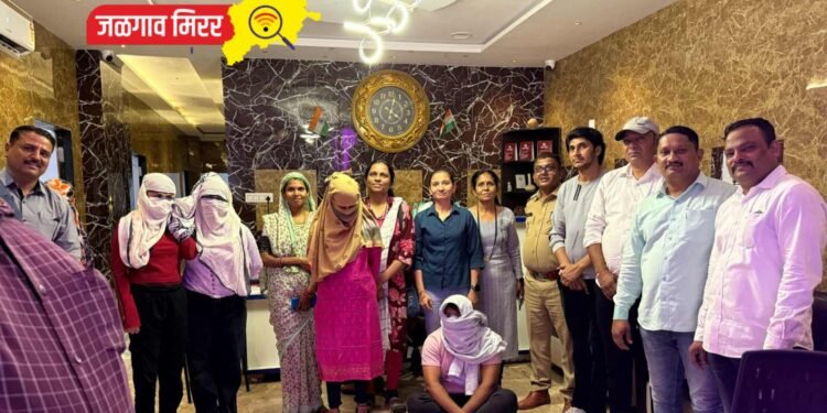 जळगावात मसाज पार्लर सक्रीय : पोलिसांची कारवाई अन चार महिलांची सुटका !