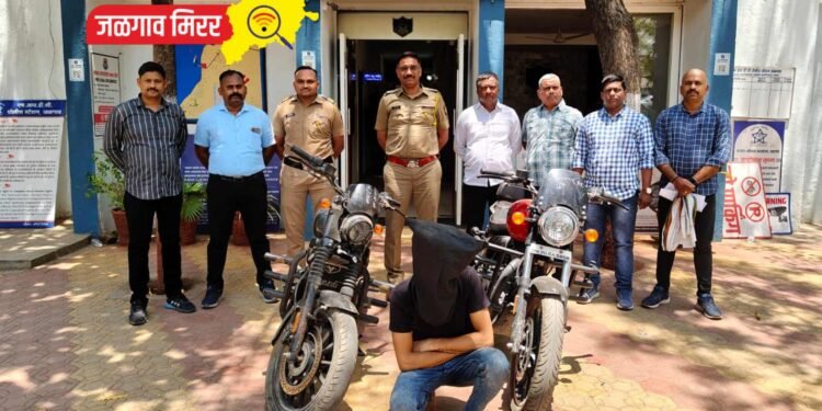 अजिंठा चौफुलीवर सापळा लावून दोन बुलेटसह चोरटा अटकेत !